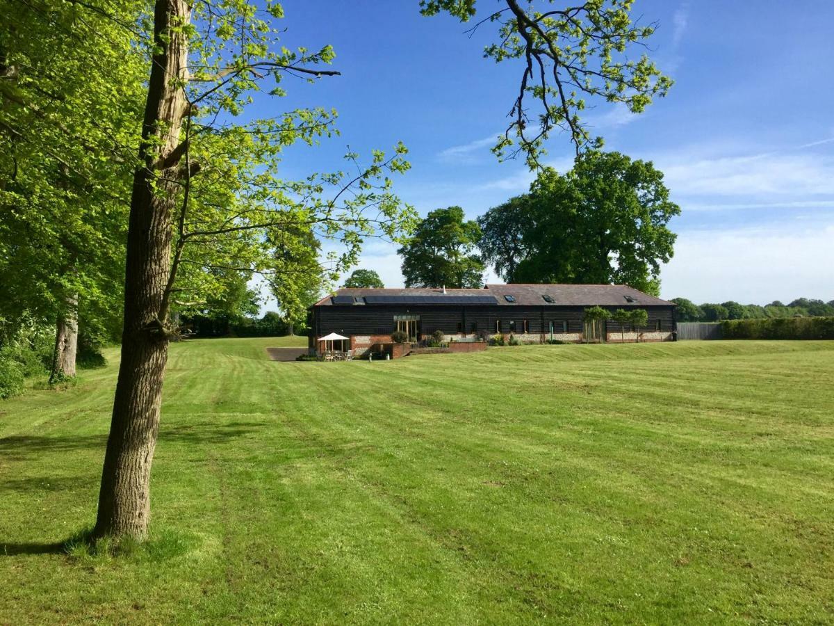 Mulberry Barn Bed & Breakfast Micheldever Exterior photo